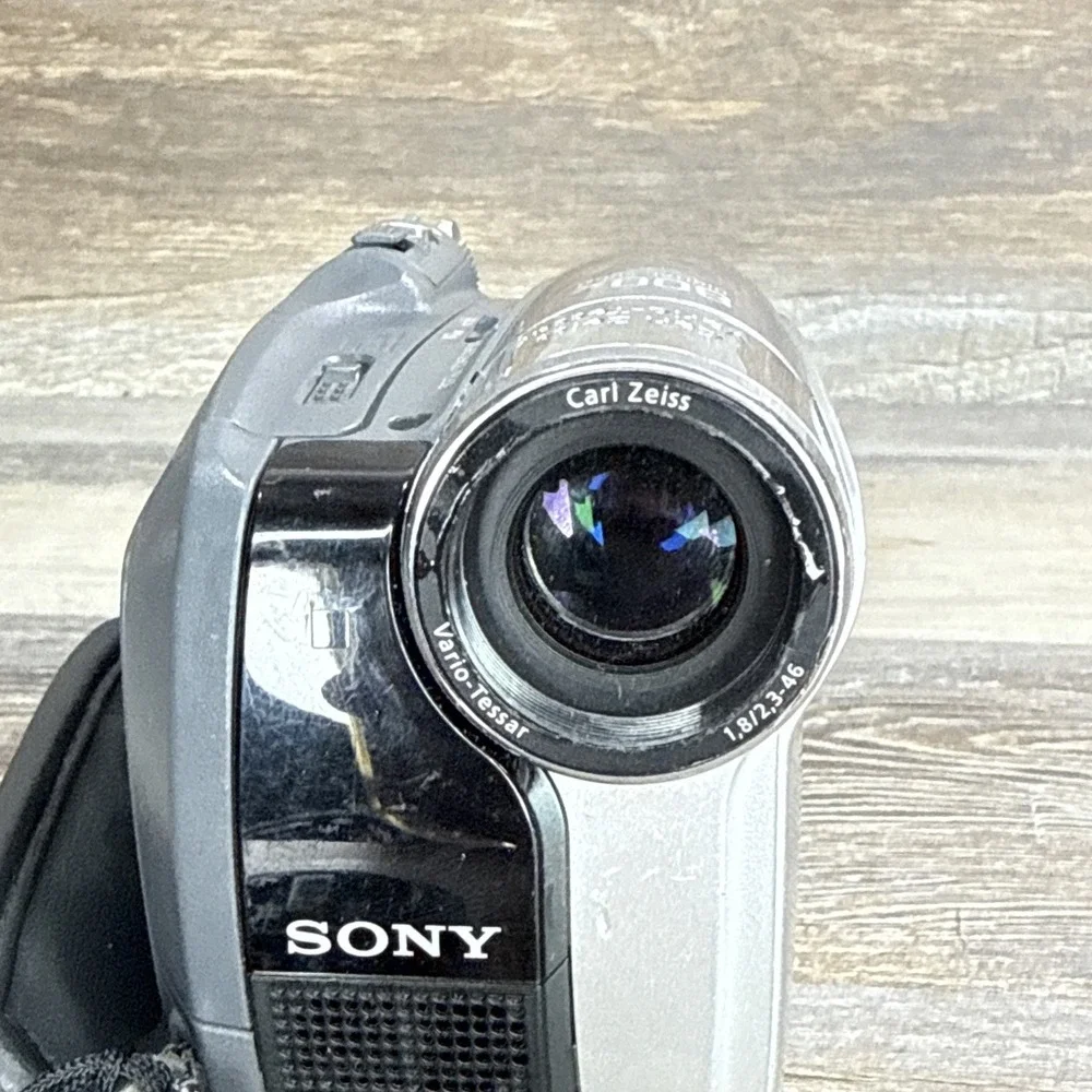 Sony Handycam DCR-HC26 Digital Video Camera Rec. 20X Zoom Untested No Battery